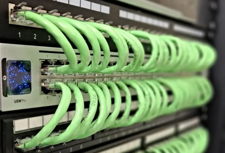 STRUCTURED CABLING OF OPTICAL NETWORKS AND LAN